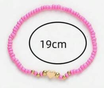 Pink beaded bracelet with a gold heart charm and measurement label '19cm' on a white background.