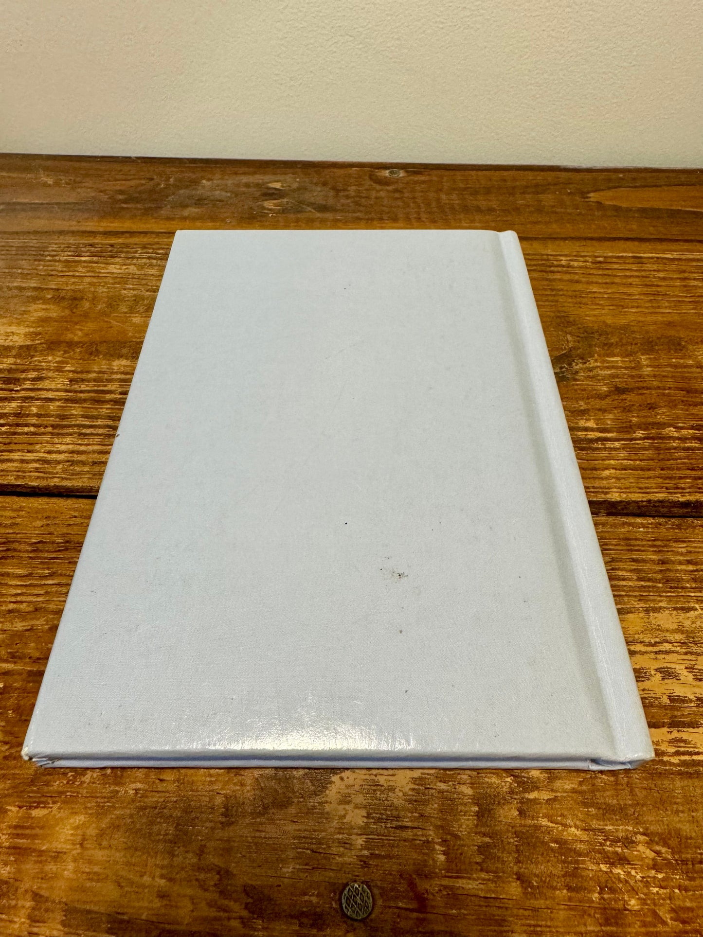 Precious Moments Vintage Bible, 1990, hardback in excellent used condition, featuring charming illustrations.