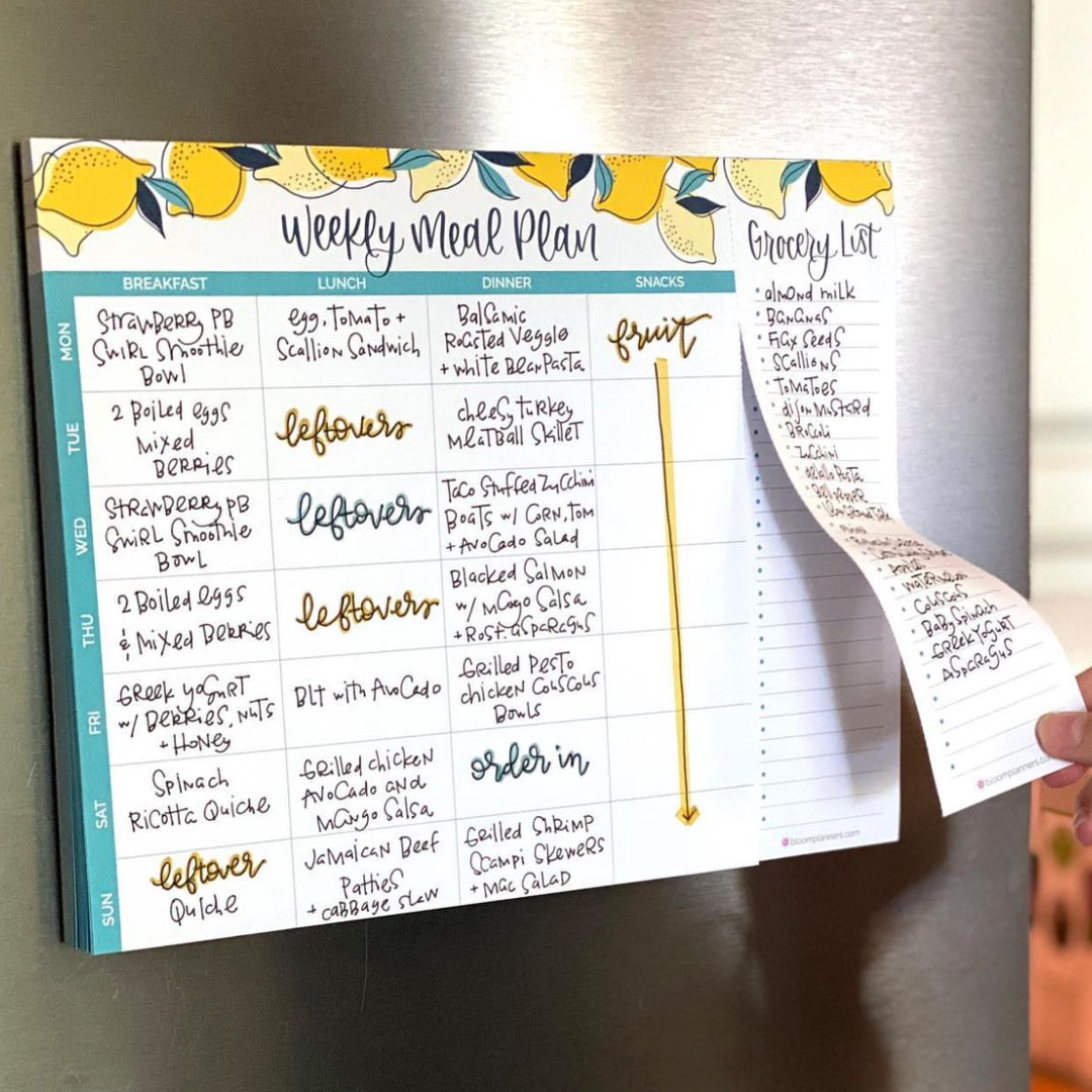 Meal Planner: Magnetic Notepad Organizer with Tear-Off Grocery List