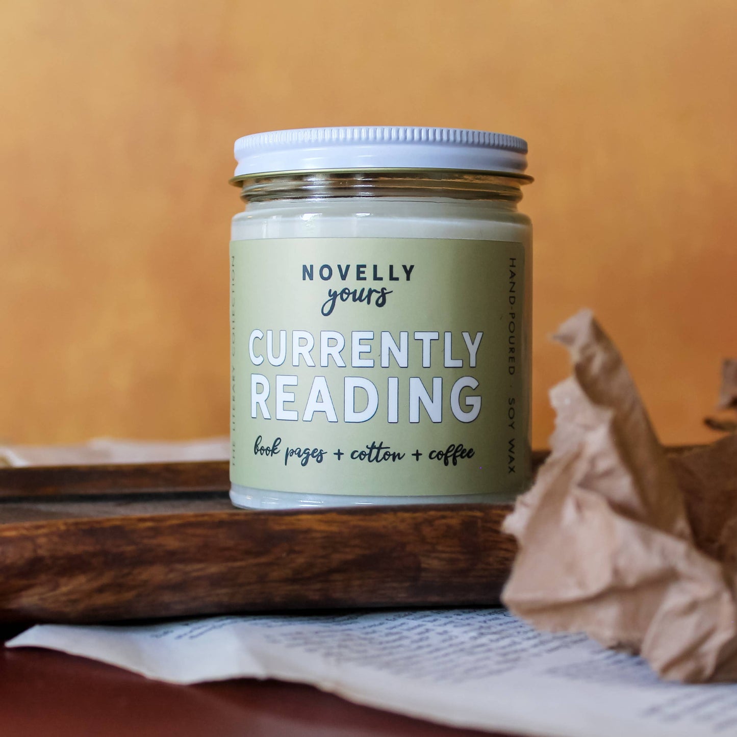 Candle, Hand-Poured Soy: Currently Reading