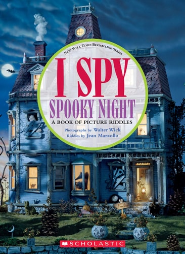 Book cover of 'I Spy Spooky Night' with a haunted house at night.