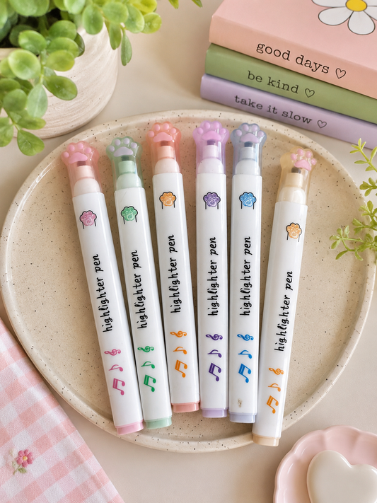 Individual pastel cat paw highlighter pen with a chisel tip for note-taking, journaling, and school supplies.