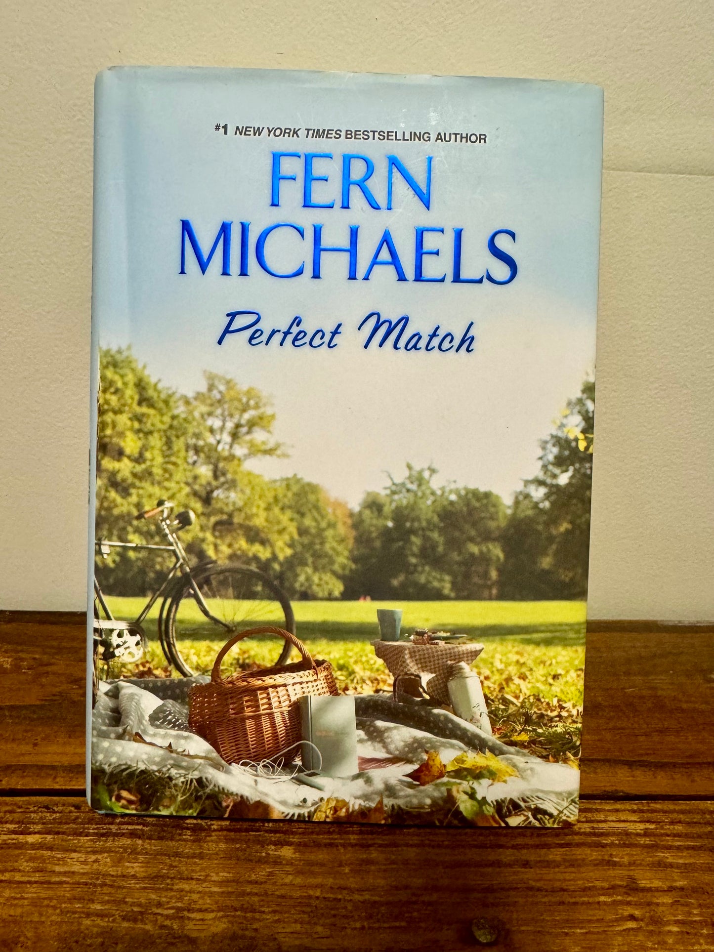 Hardback copy of Fern Michaels’ Perfect Match in like new condition, a heartwarming contemporary romance novel.