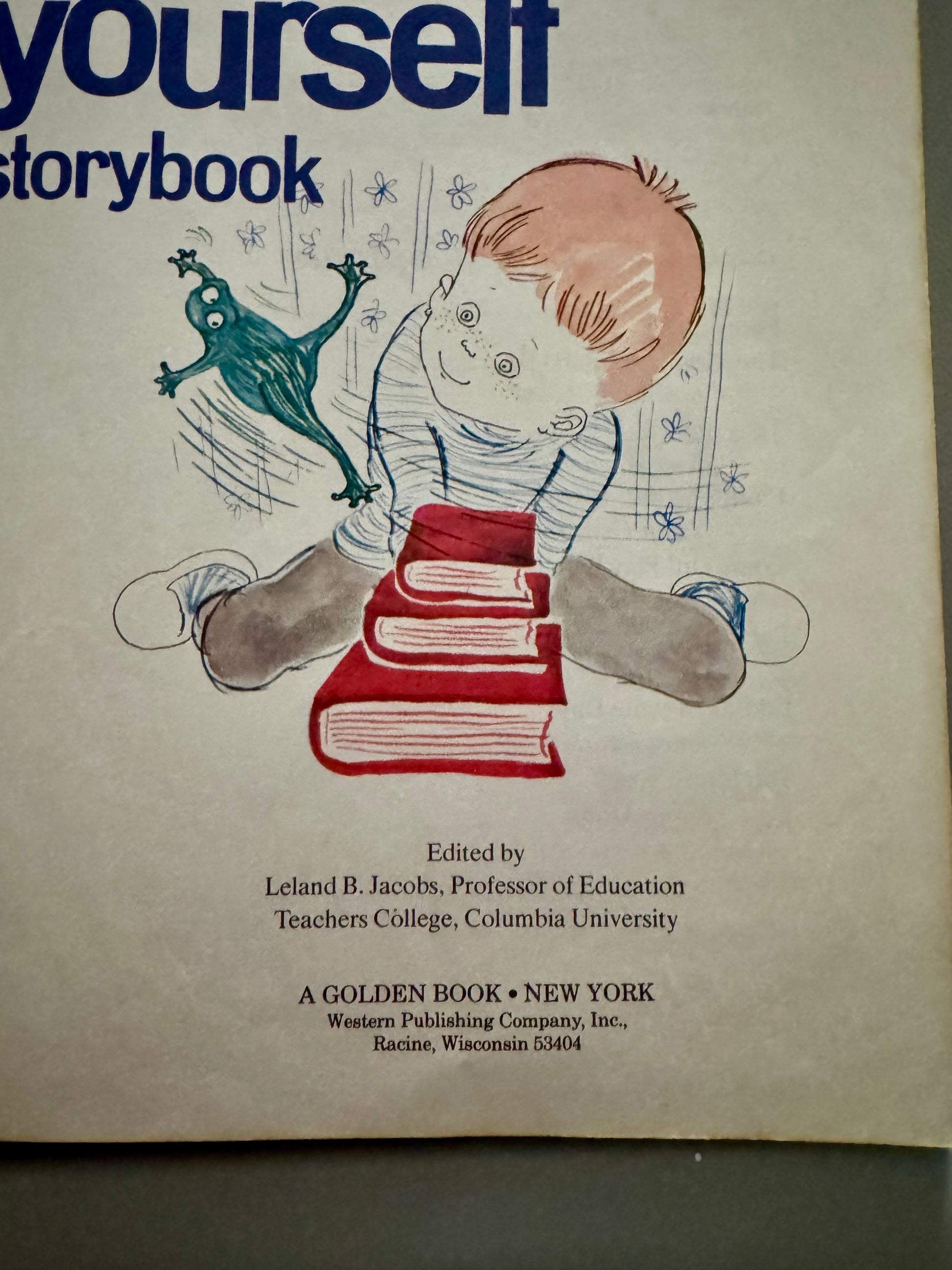 Title page of the 1971 Read-It-Yourself Storybook edited by Leland B. Jacobs featuring a child illustration and Golden Book publishing details