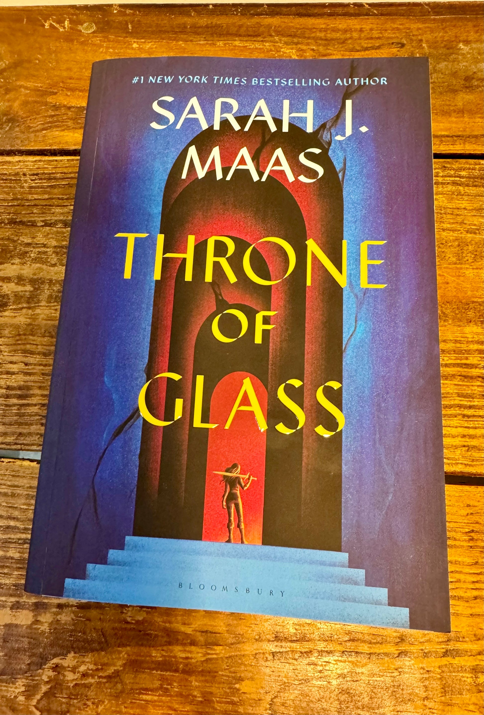 Throne of Glass Book Bundle by Sarah J. Maas (5 Books, Paperback, Excellent Condition)