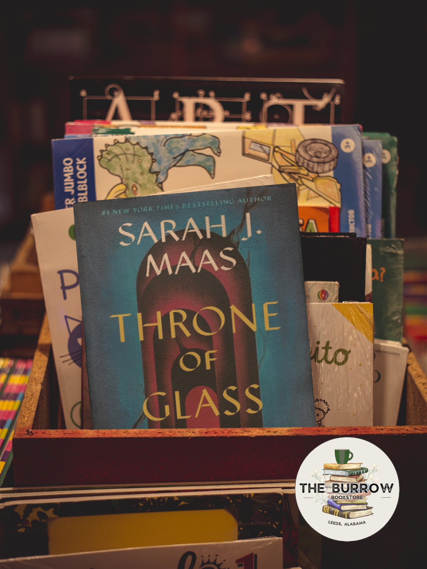 Throne of Glass Book Bundle by Sarah J. Maas (5 Books, Paperback, BRAND NEW)